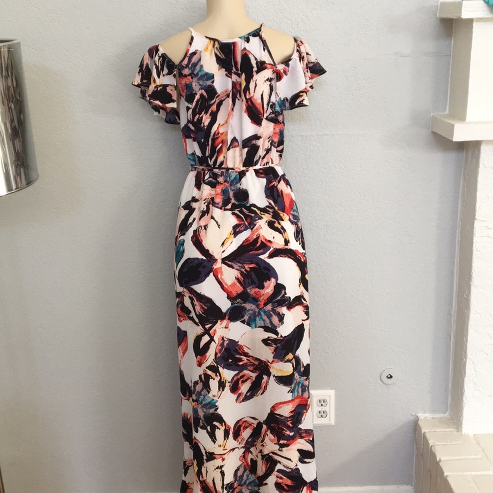 🦋 Bar III Floral Print Maxi Dress - Picture 8 of 8